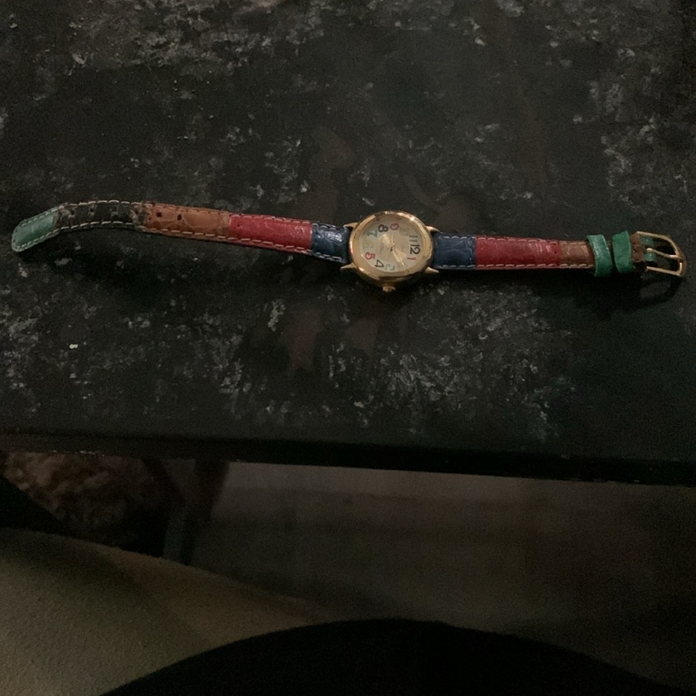 Collezio  Watch - Picture 2 of 4